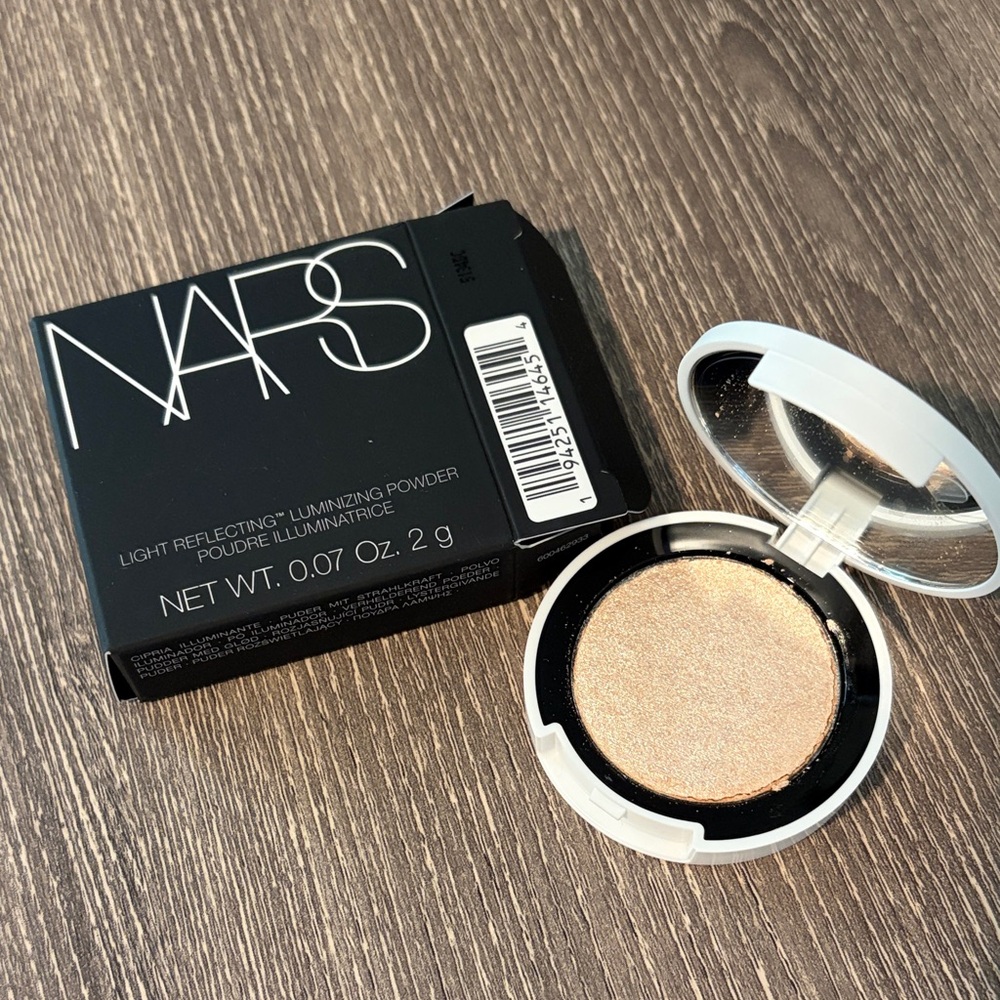 ❤️$13 NWT Nars Light Reflecting Luminizing Powder Eros 2g